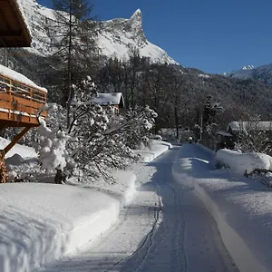 face-mont-blanc.hotels-rhonealpes.com/